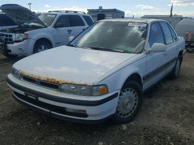 JHMCB7664LC816707 - 1990 HONDA ACCORD EX WHITE photo 2