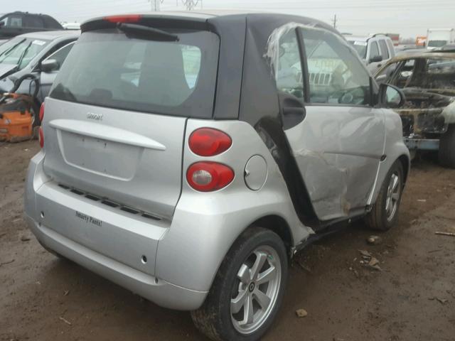 WMEEJ3BAXCK536085 - 2012 SMART FORTWO PUR SILVER photo 4