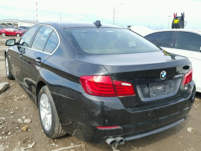 WBAXH5C55CDW07906 - 2012 BMW 528 XI BLACK photo 3