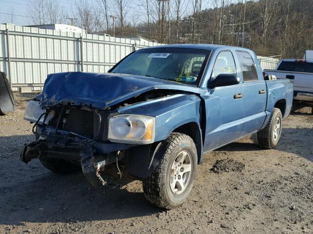 1D7HE28K76S668984 - 2006 DODGE DAKOTA QUA BLUE photo 2