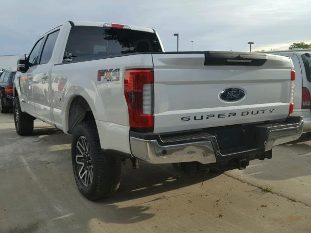 1FT7W2BT4HEC20336 - 2017 FORD F250 SUPER WHITE photo 3