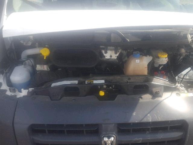 3C6TRVAG9HE501846 - 2017 RAM PROMASTER 白色 照片 7