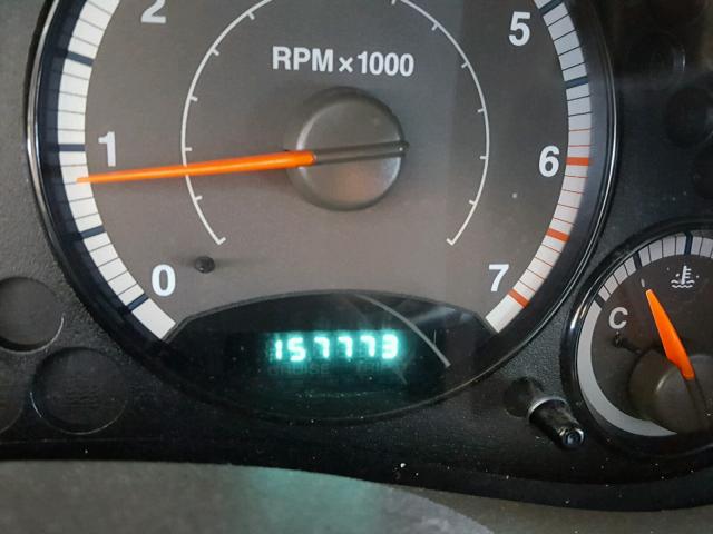 1J4GK38K95W521331 - 2005 JEEP LIBERTY RE BLACK photo 8