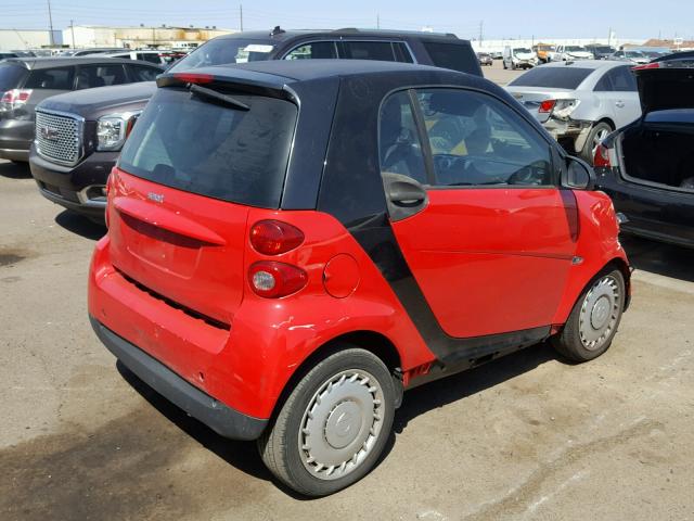 WMEEJ3BAXCK578790 - 2012 SMART FORTWO PUR RED photo 4