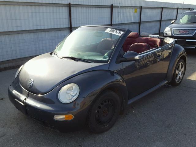 3VWCM31Y05M358143 - 2005 VOLKSWAGEN NEW BEETLE 灰色 照片 2