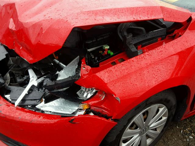 3VW2K7AJ2EM255558 - 2014 VOLKSWAGEN JETTA BASE RED photo 9