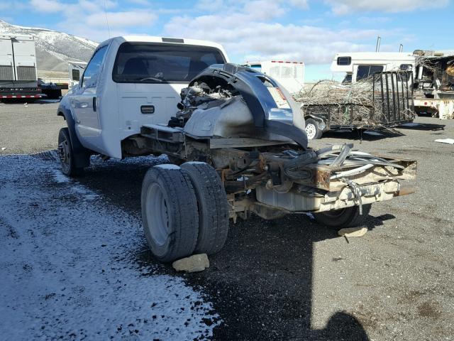 1FDAF56P06EA92447 - 2006 FORD F550 SUPER WHITE photo 3