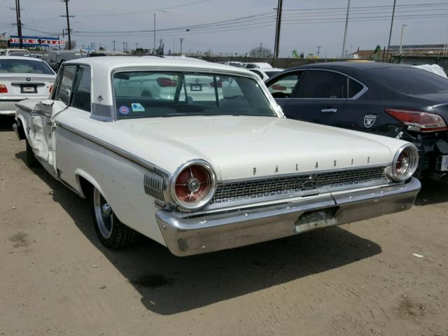 3J67X120549 - 1963 FORD GALAXY 500 WHITE photo 3