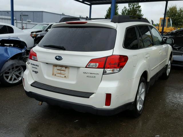 4S4BRBDC1E3317074 - 2014 SUBARU OUTBACK 2. WHITE photo 4