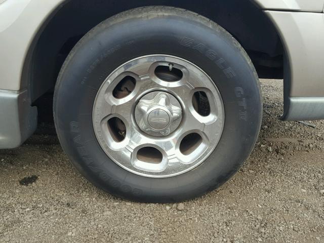 5LMEU27R51LJ26793 - 2001 LINCOLN NAVIGATOR 棕色 照片 9