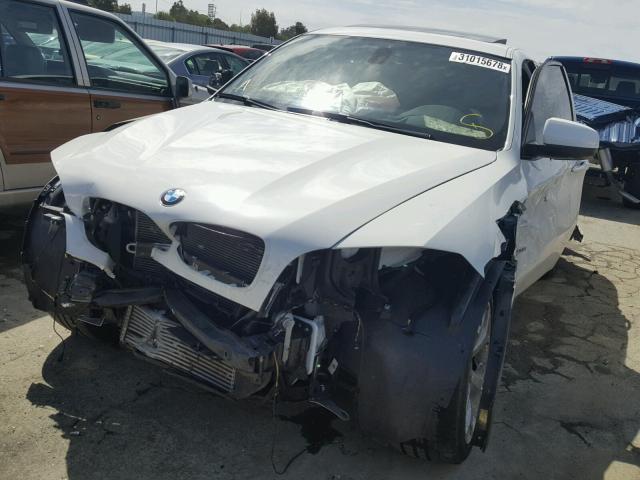 5UXFG2C51E0K41368 - 2014 BMW X6 XDRIVE3 WHITE photo 2