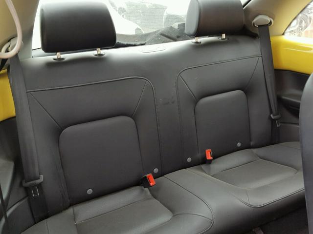 3VWPG31C08M520676 - 2008 VOLKSWAGEN NEW BEETLE 黄色 照片 6