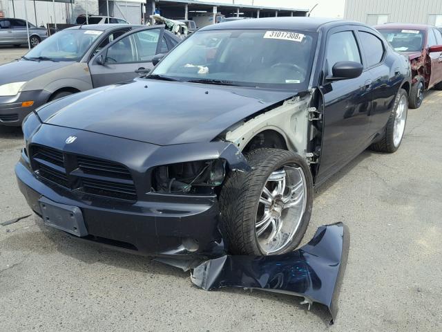 2B3KA43RX8H199848 - 2008 DODGE CHARGER BLACK photo 2