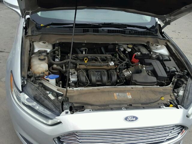 3FA6P0H7XDR306898 - 2013 FORD FUSION SE SILVER photo 7