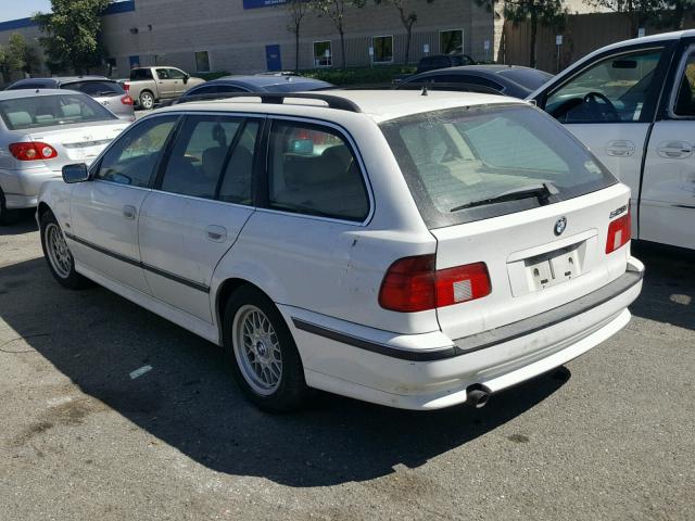 WBADP6343XBV62419 - 1999 BMW 528 IT AUT WHITE photo 3