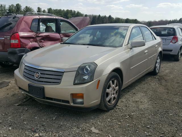 1G6DM56TX50228036 - 2005 CADILLAC CTS GOLD photo 2