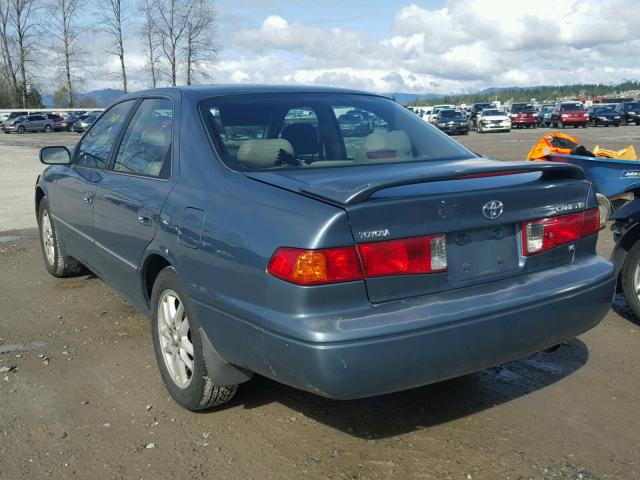 4T1BF28KXYU948320 - 2000 TOYOTA CAMRY LE BLUE photo 3