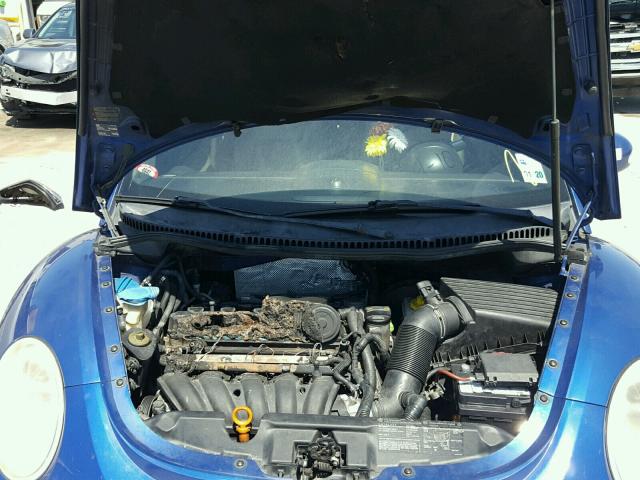 3VWSF31YX7M405459 - 2007 VOLKSWAGEN NEW BEETLE ლურჯი ფოტო 7