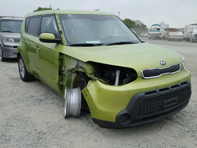 KNDJN2A24F7777010 - 2015 KIA SOUL GREEN photo 1