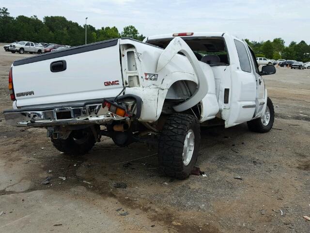 1GTEK19B76Z214255 - 2006 GMC NEW SIERRA WHITE photo 4