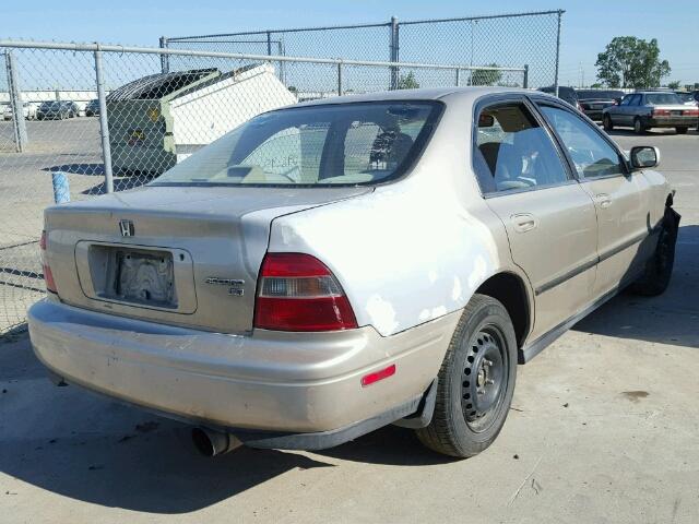 1HGCD5539SA085226 - 1995 HONDA ACCORD LX BEIGE photo 4