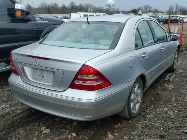 WDBRF64J31F027704 - 2001 MERCEDES-BENZ C 320 SILVER photo 4