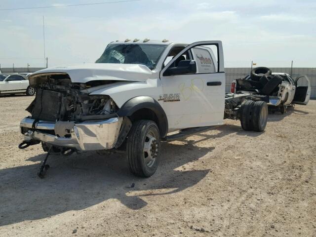 3C7WRLFLXEG116556 - 2014 RAM 4500 WHITE photo 2