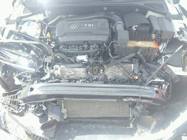 1VWDT7A32HC080208 - 2017 VOLKSWAGEN PASSAT R-L 白色 照片 7