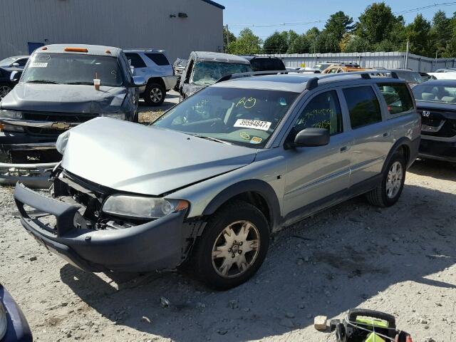 YV1SZ592051202381 - 2005 VOLVO XC70 GRAY photo 2