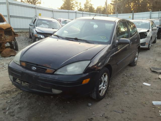 3FAFP31303R114476 - 2003 FORD FOCUS ZX3 BLACK photo 2