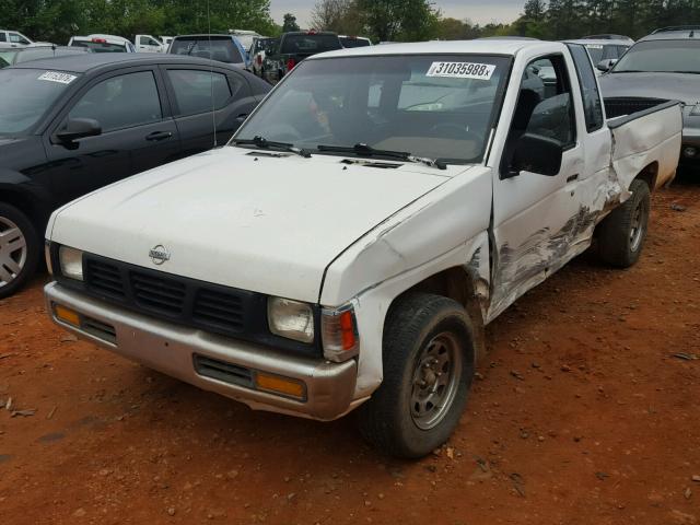 1N6SD16S5PC331884 - 1993 NISSAN TRUCK KING WHITE photo 2