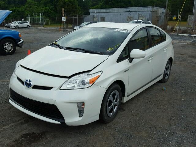 JTDKN3DU7C1516072 - 2012 TOYOTA PRIUS WHITE photo 2