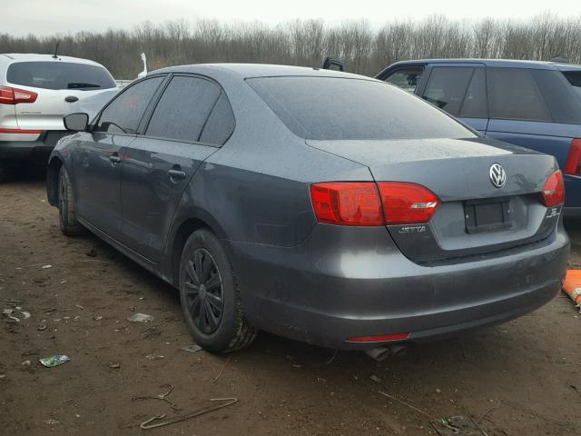 3VW1K7AJ9EM372680 - 2014 VOLKSWAGEN JETTA BASE 灰色 照片 3