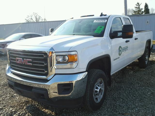 1GT21XEG7FZ528904 - 2015 GMC SIERRA C25 WHITE photo 2