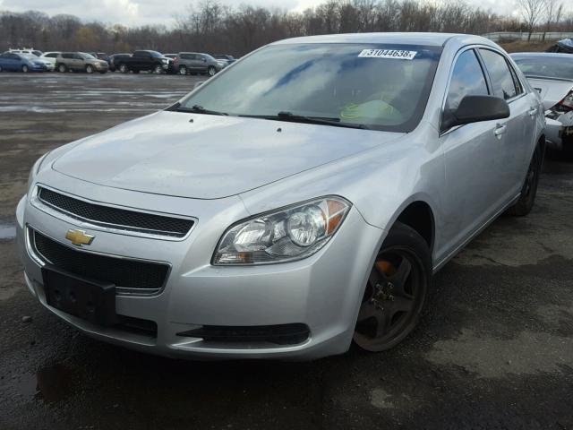1G1ZA5E06CF216679 - 2012 CHEVROLET MALIBU LS 银色 照片 2