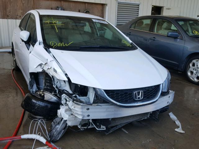 19XFB2F79FE011910 - 2015 HONDA CIVIC SE WHITE photo 9