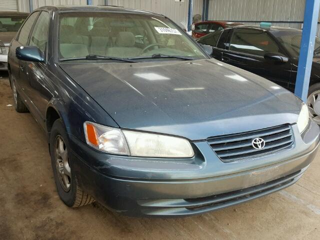 JT2BG28K6W0246364 - 1998 TOYOTA CAMRY LE GREEN photo 1