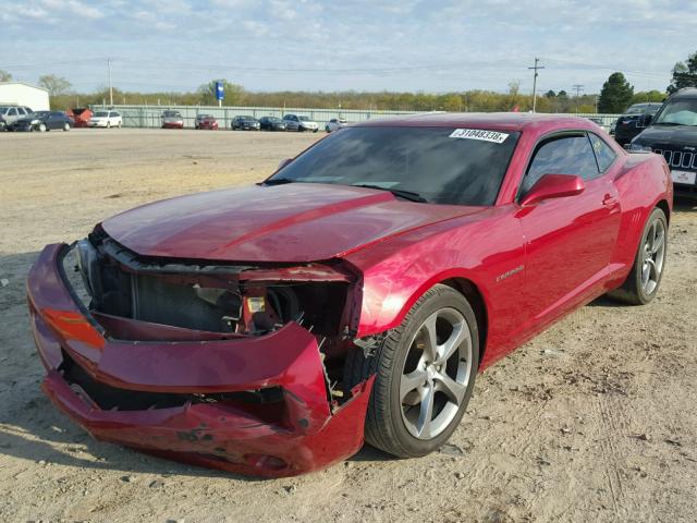 2G1FB1E36D9145948 - 2013 CHEVROLET CAMARO LT MAROON photo 2