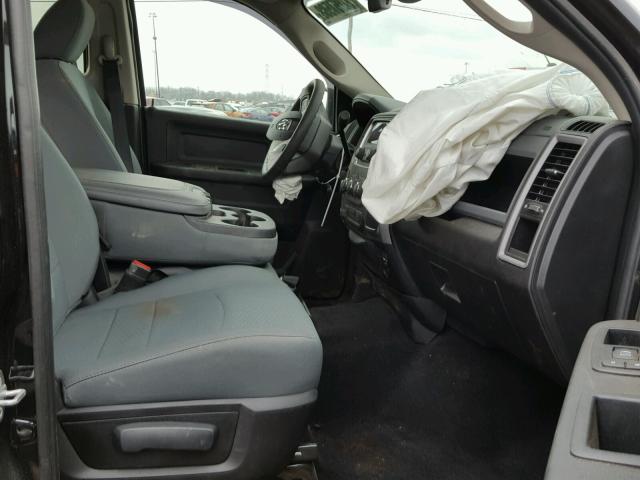 3C6UR5CJ0HG519802 - 2017 RAM 2500 ST BLACK photo 5