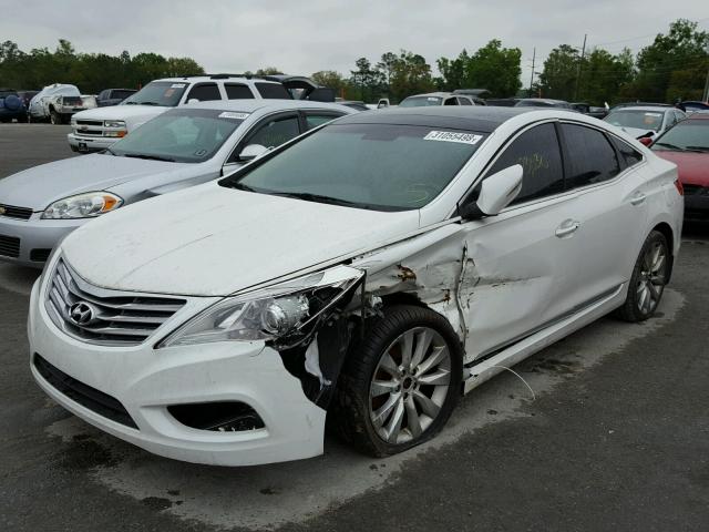 KMHFH4JG8DA210668 - 2013 HYUNDAI AZERA GLS WHITE photo 2