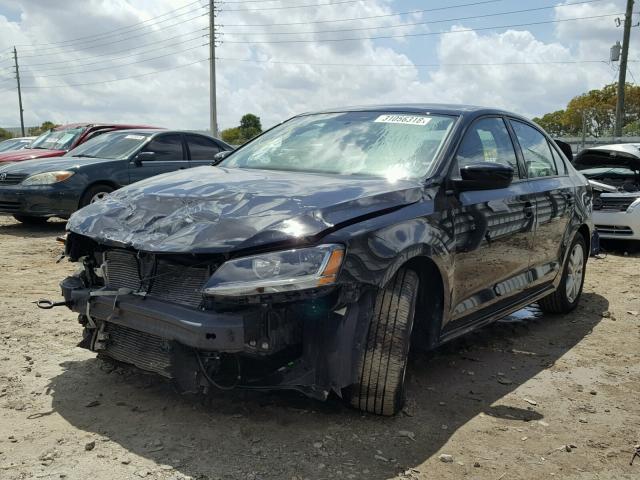 3VW2B7AJ5JM235976 - 2018 VOLKSWAGEN JETTA S 黑色 照片 2