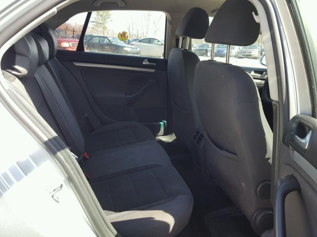 3VWJM71KX8M071262 - 2008 VOLKSWAGEN JETTA S 银色 照片 6