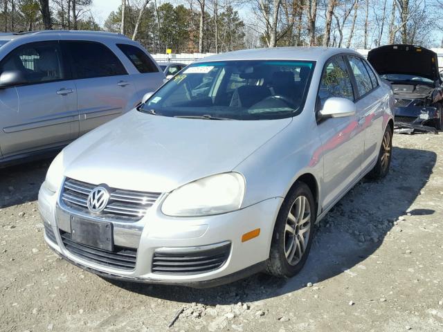 3VWJM71KX8M071262 - 2008 VOLKSWAGEN JETTA S 银色 照片 9