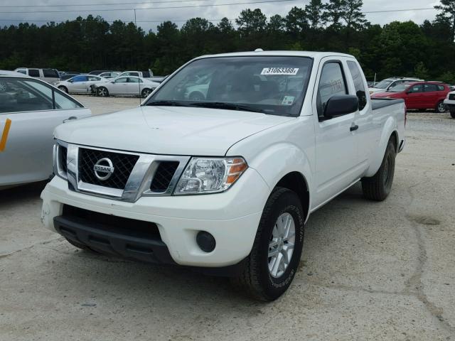 1N6AD0CUXGN735621 - 2016 NISSAN FRONTIER S WHITE photo 2