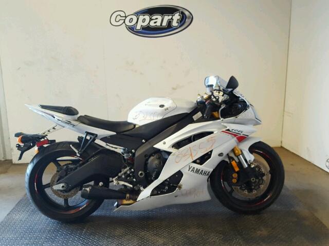 JYARJ16E4FA033482 - 2015 YAMAHA YZFR6 WHITE photo 9