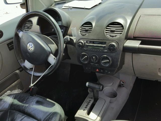 3VWCA21C1YM484846 - 2000 VOLKSWAGEN NEW BEETLE 蓝色 照片 9