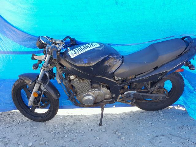 VTTGM51A952101618 - 2005 SUZUKI GS500 FK BLACK photo 10