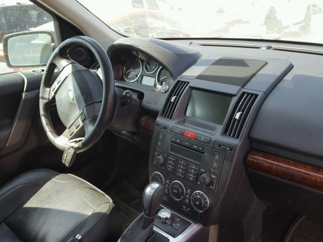 SALFT24N38H109416 - 2008 LAND ROVER LR2 HSE TE SILVER photo 9