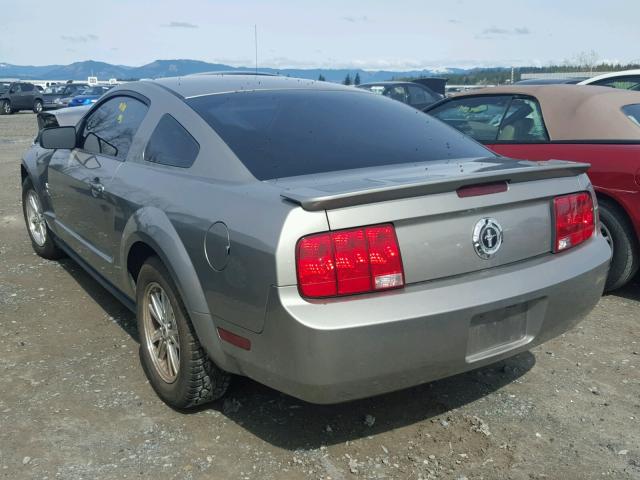 1ZVHT80N695139356 - 2009 FORD MUSTANG GRAY photo 3