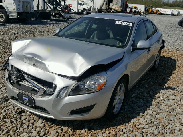 YV1622FSXC2128290 - 2012 VOLVO S60 T5 GRAY photo 2